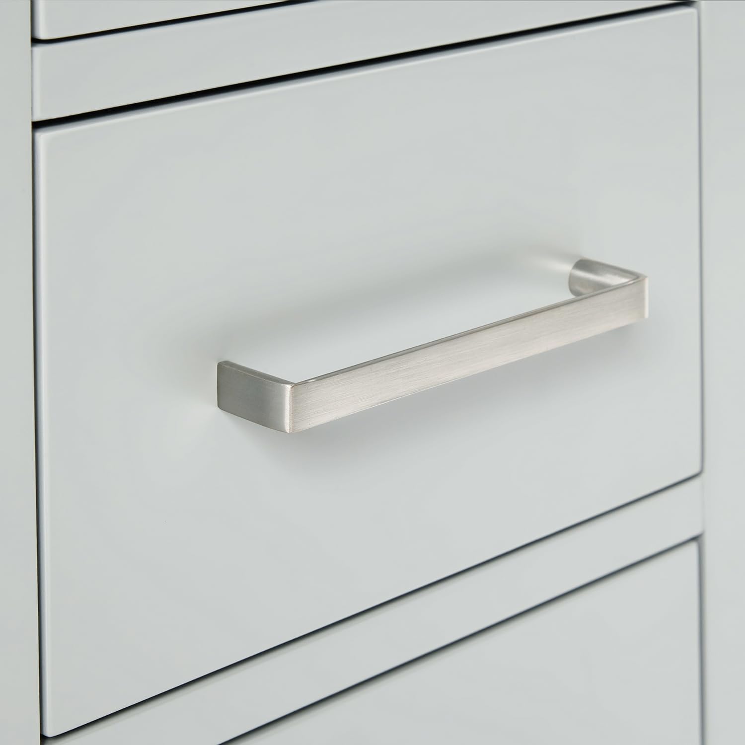 ARIEL Cambridge 36-inch Bathroom Vanity with Sink,Solid Wood, 1.5-inch Carrara White Quartz Countertop, Single Rectangular Porcelain Sink, 2 Soft Closing Doors, 5 Dovetail Drawers, Grey