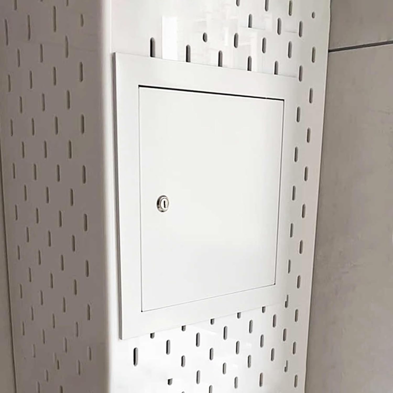 8x10 12x18 14x18 16x20 24x30 Access Door, Metal Access Panel for Plumbing/Cable, Wall/Ceiling Access Panel, Electrical Inspection Hatch(50x55cm/20x22in)