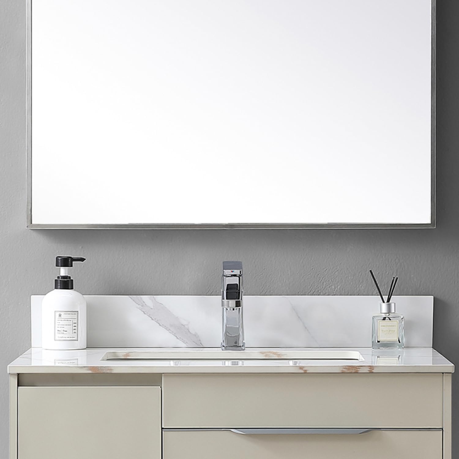 Leavader Sintered Stone Vanity Sink Top - 31 x 22 Inch Three Holes Vanity Top with Undermount Ceramic Sink & Backsplash, Marble Bathroom Countertops Vanity Top with Sink, Carrara Gold