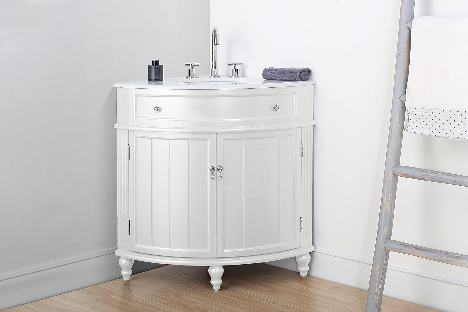 Tennant Brand 24 inch Triadsville Small Corner Bathroom Vanity with Sink and White Quartz top (White)