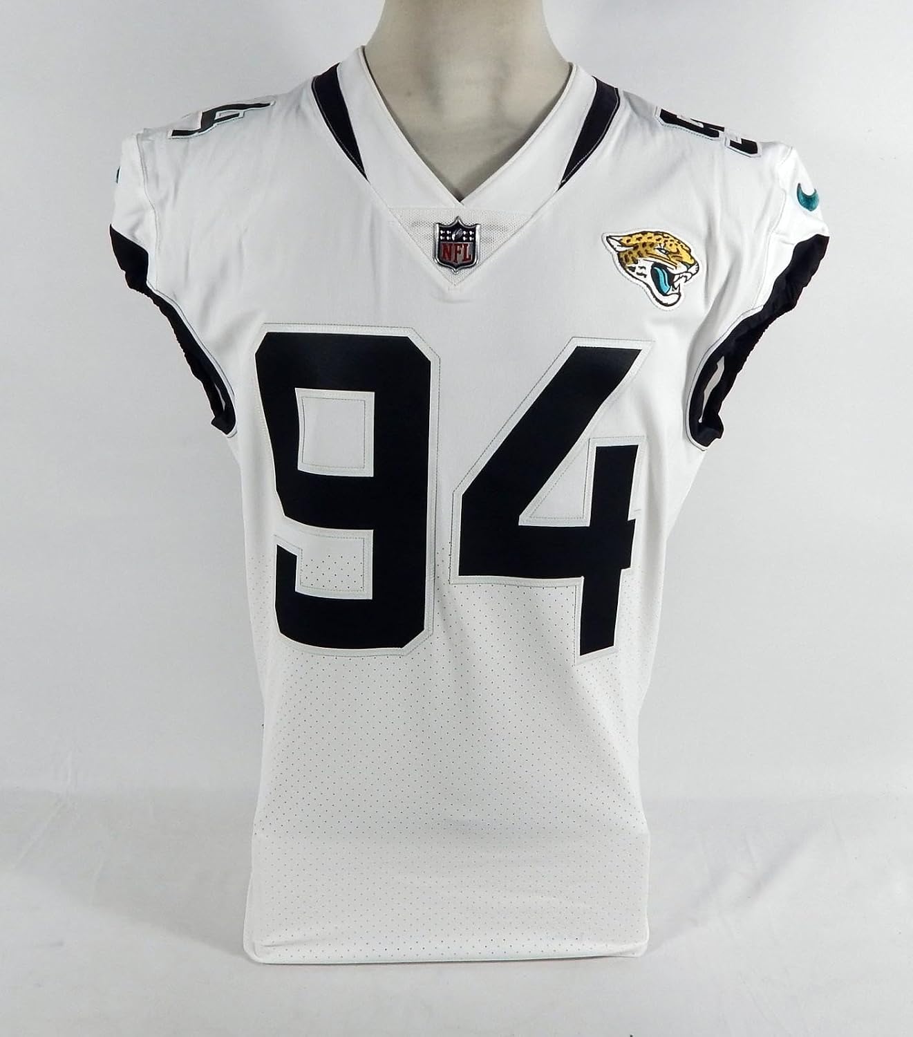 2022 Jacksonville Jaguars #94 Game Used Jersey Np Rem 46 5955 - NBA Game Used