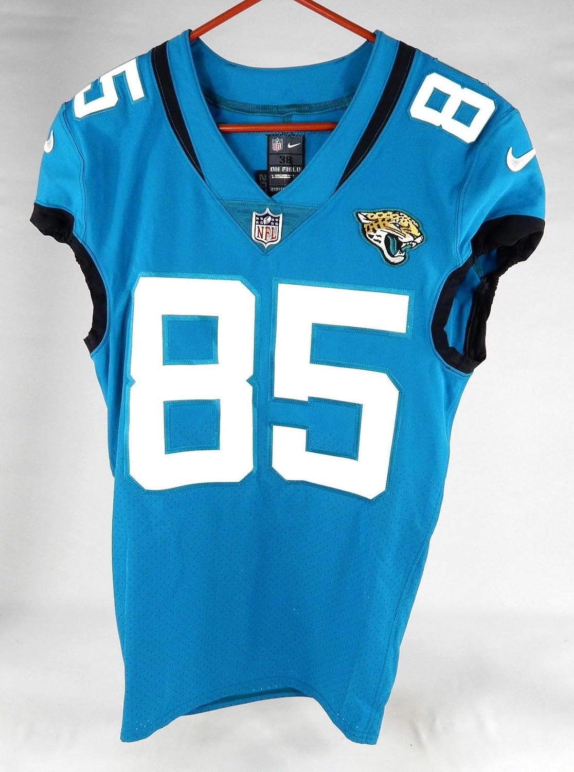 2018 Jacksonville Jaguars #85 Game Issued Jersey Nameplate Removed 38 032 - Unsigned NFL Game Used Jerseys