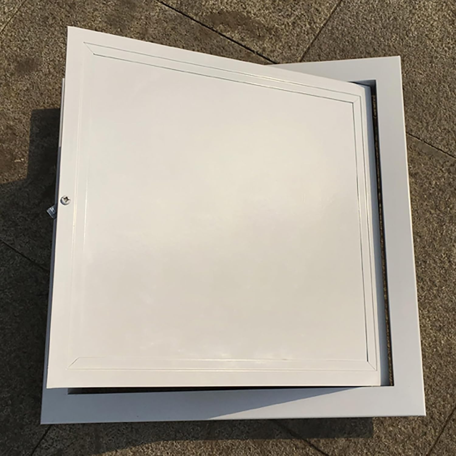 Paintable Aluminum Access Door, Attic Celling Wall Access Panel Lockable, Universal Heavy Duty Attic Door Screw in, Plumbing Service Hole Cover(WxH(16x16in))