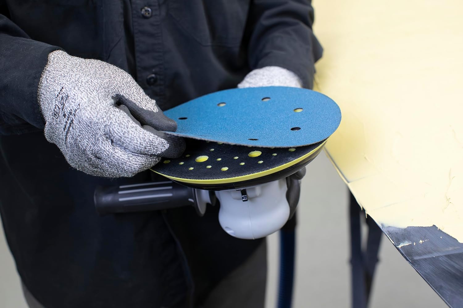3M Hookit Blue Abrasive Disc 36522, 36E, 6 in, No Hole, 50 Discs, Excellent Performance and Cut, Sanding Discs for Paint, Primer, Metal, Collision Repair