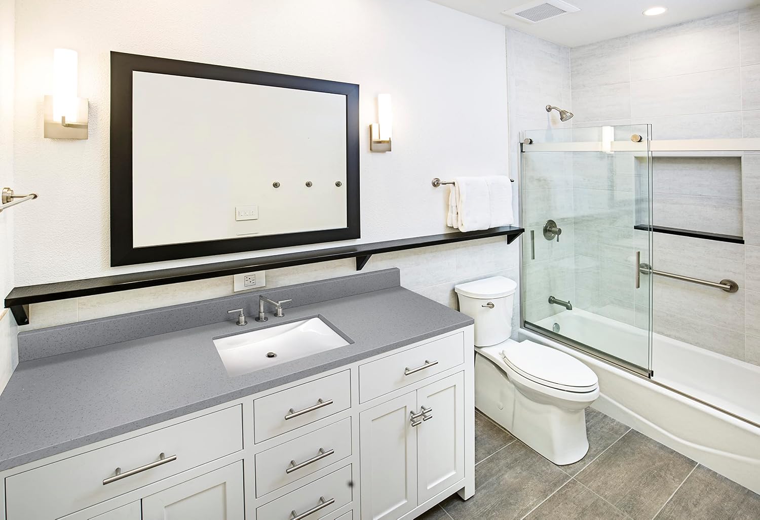 MSI Sparkling Gray Vanity Top with Under Mount Rectangle Single Bowl Ceramic Sink, Engineered Marble Stone, 4' CC Faucet Holes, 61'X22'