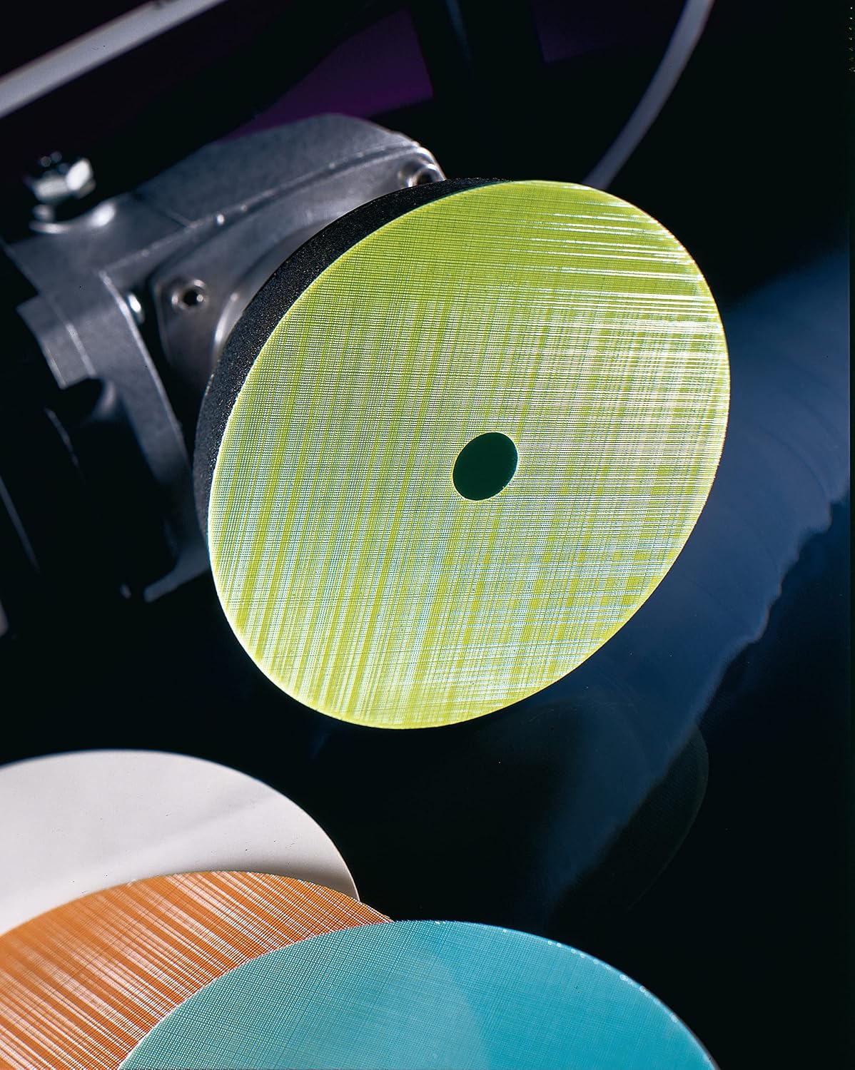 3M Trizact Hookit Film Disc 268XA - Glass Defect Repair and Finishing Disc - Hook and Loop Backing - for Random Orbital Sander - 5'